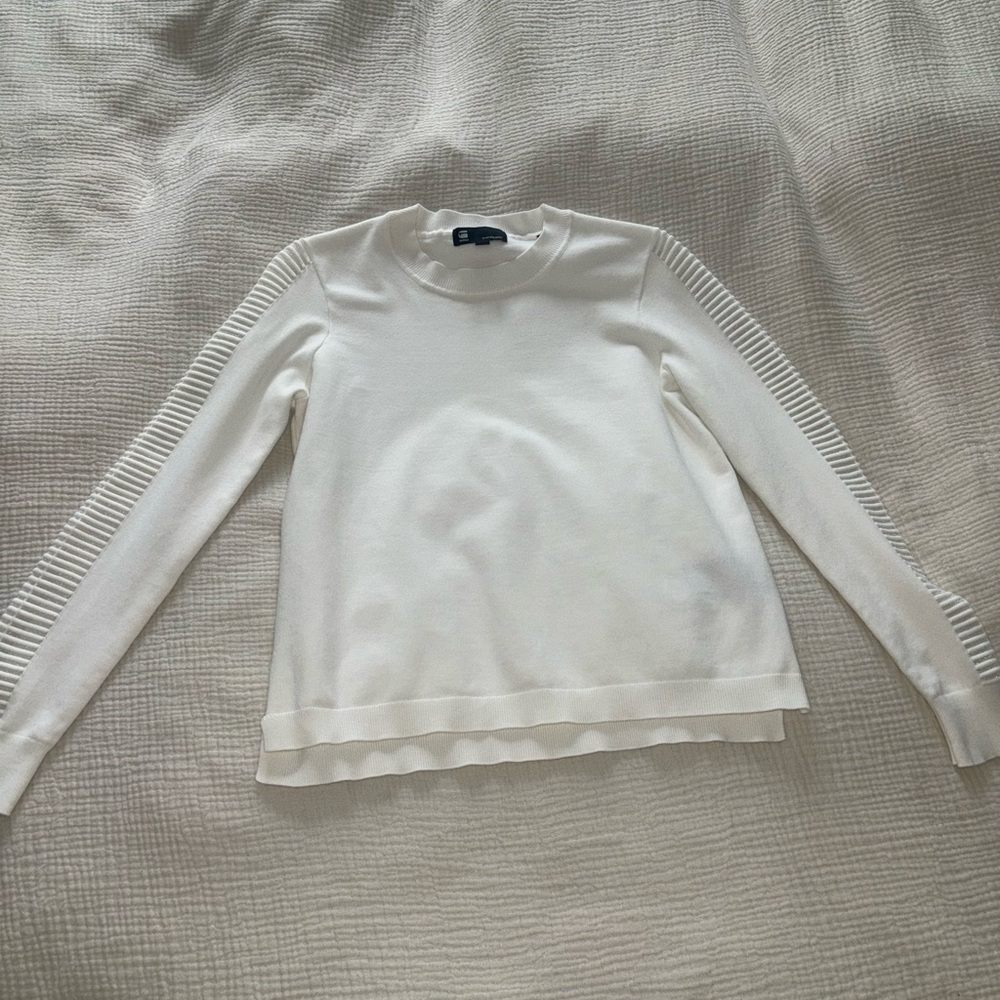 RAW White Pullover Crewneck light sweater